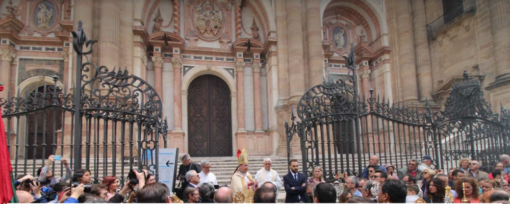 Las cofradías que no accedan a la Catedral con sus procesiones de Semana Santa realizarán estación de penitencia en la plaza del Obispo