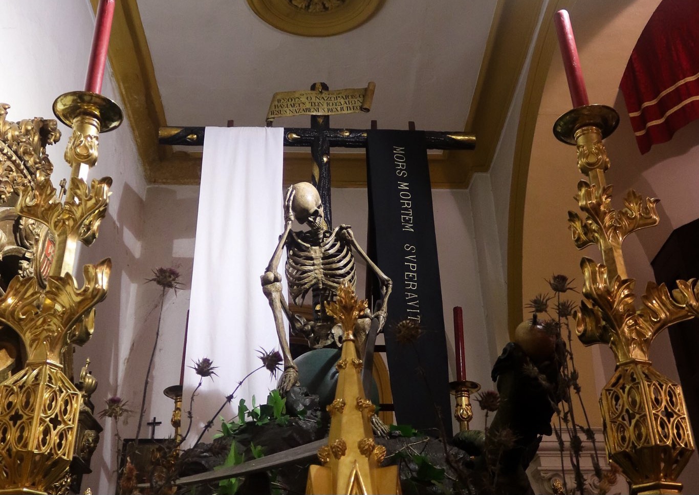 Sábado Santo y Domingo de Resurrección 