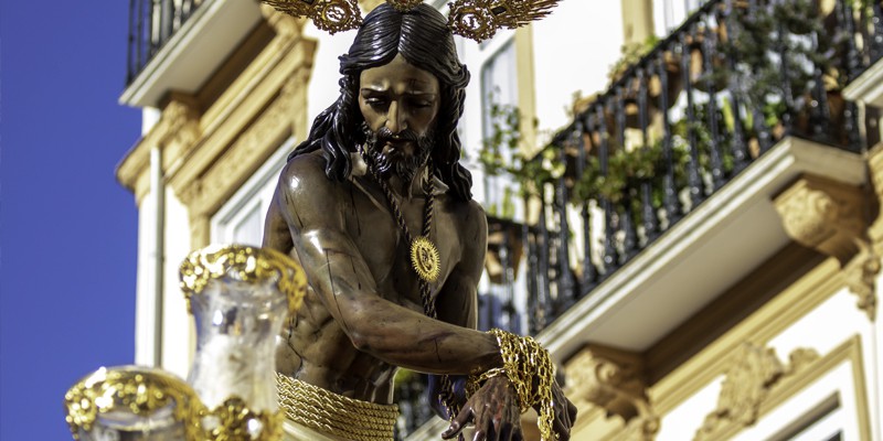 La Hermandad de la Columna (Cofradía de los Gitanos) en el Recorrido Oficial