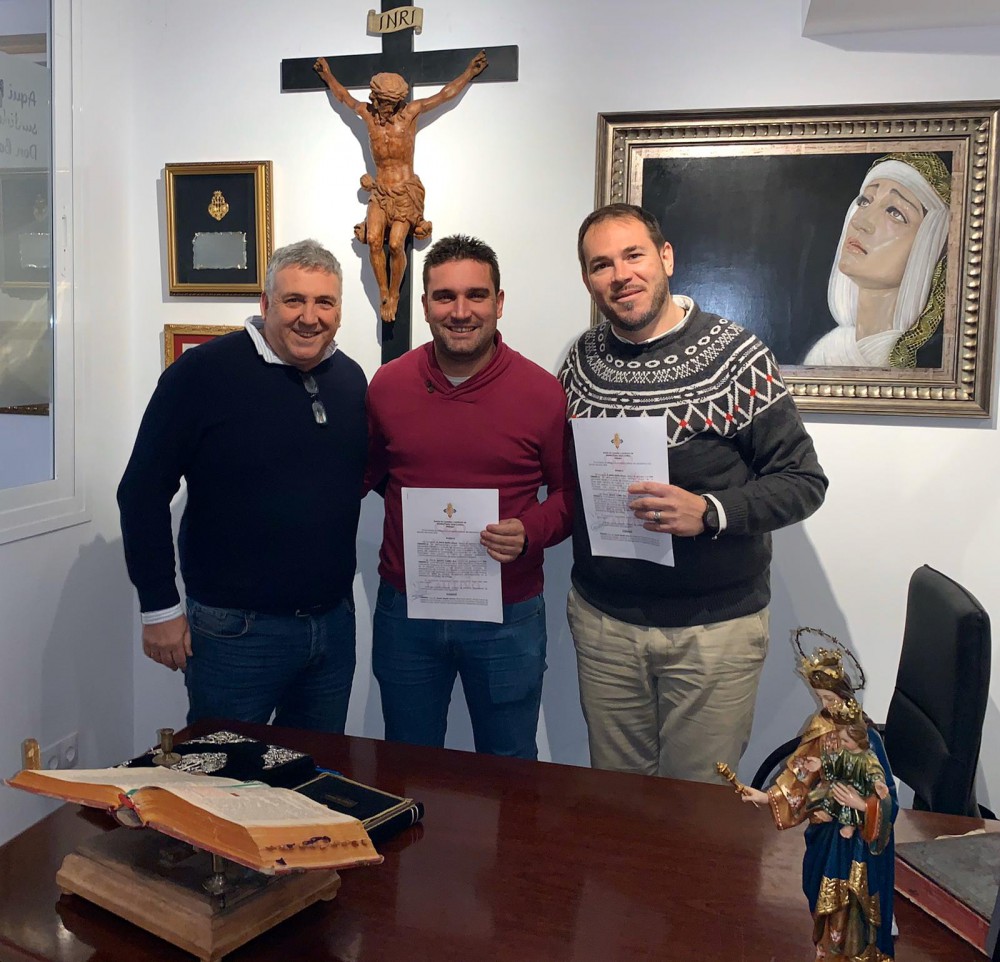 Salesianos renueva por cuatro años el contrato musical con la Banda de CCTT de Ntro. Padre Jesús Cautivo