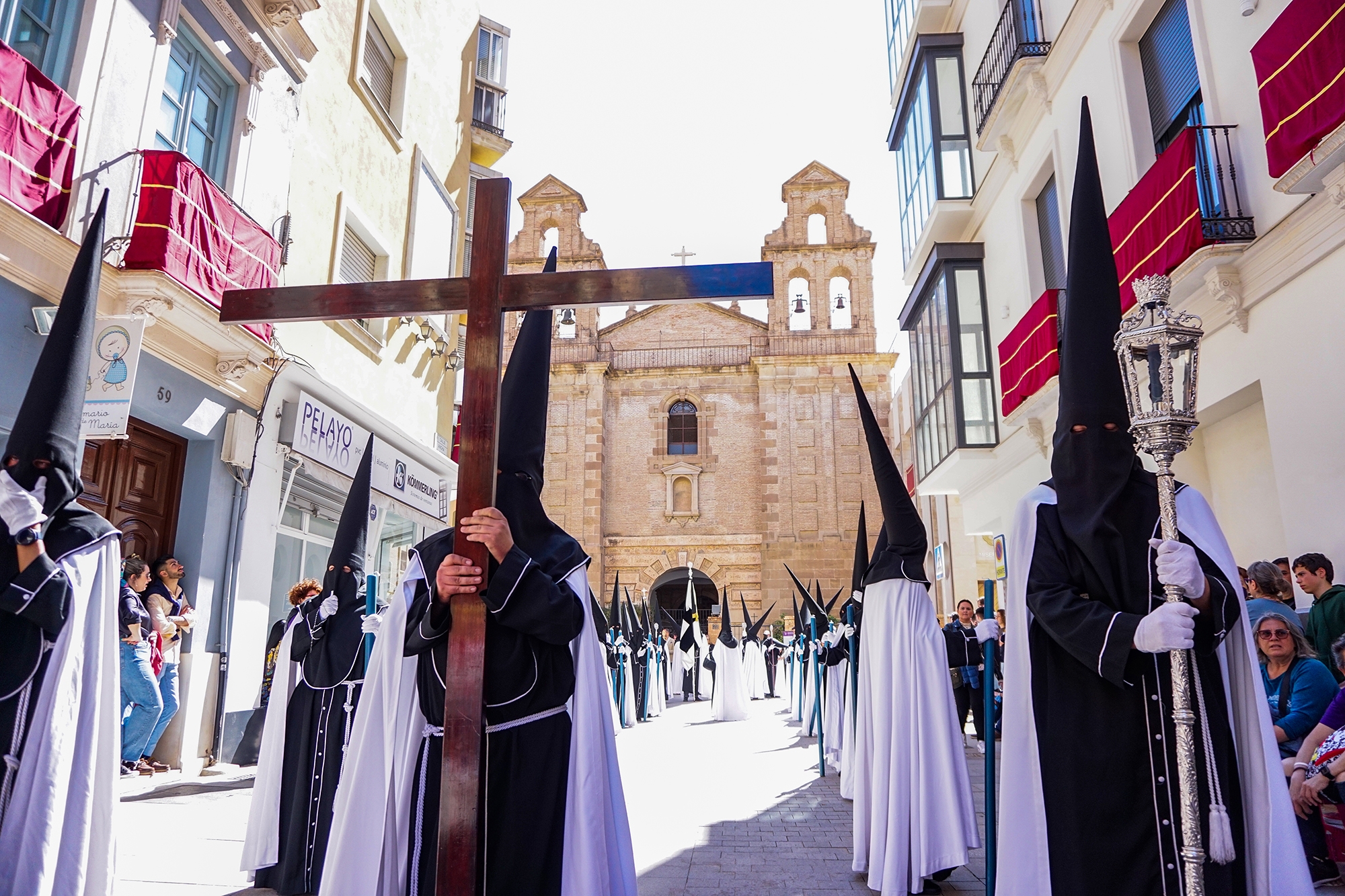 ¡Comienza la Cuaresma! Faltan 39 días para el Domingo de Ramos.