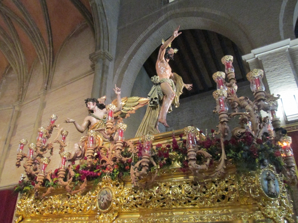 Sillas en la Carrera Oficial al paso de la Resurrección